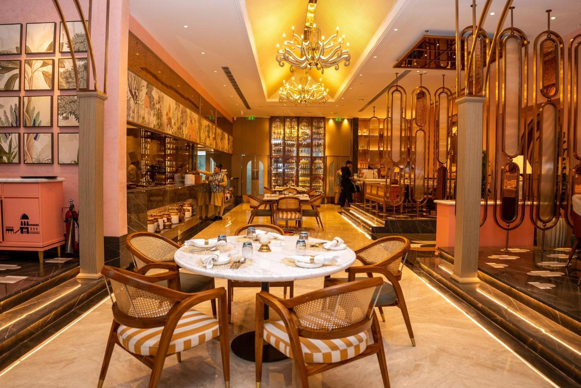 Crowne Plaza Today Gurugram By Ihg Gurgáon Kültér fotó